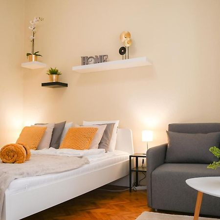 Your Home In Budapest: Cozy, Central & Silent Kültér fotó