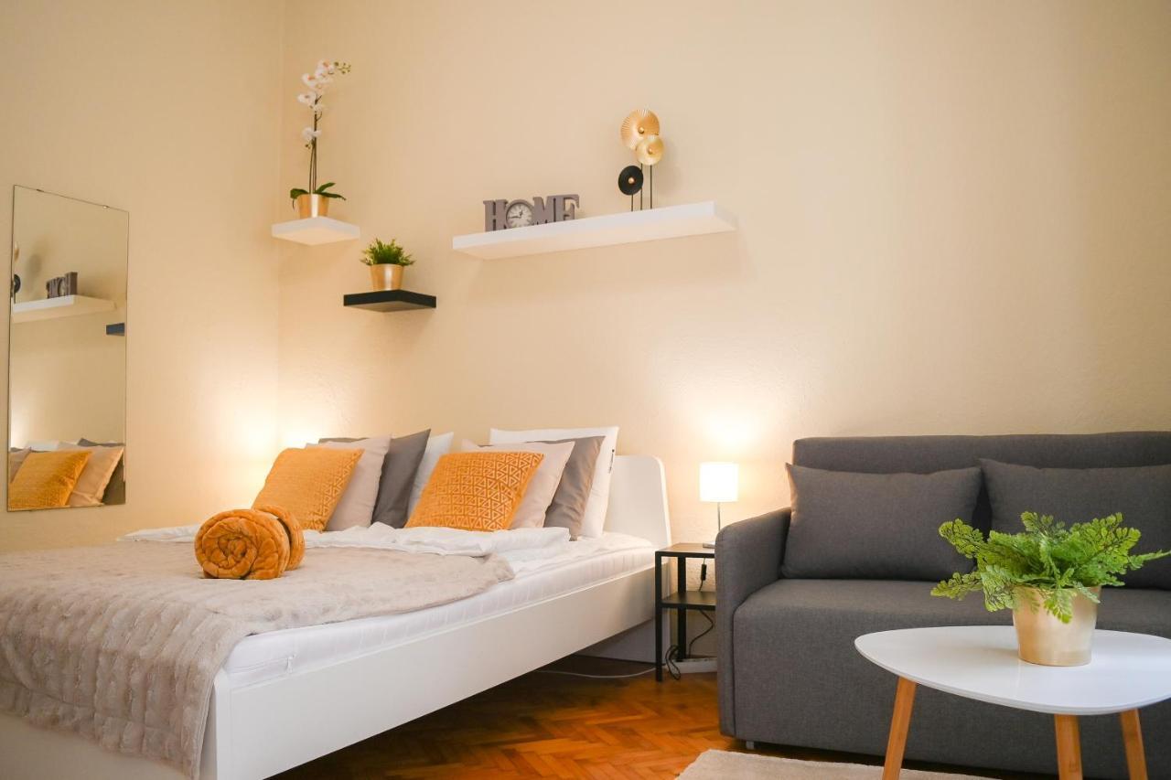 Your Home In Budapest: Cozy, Central & Silent Kültér fotó