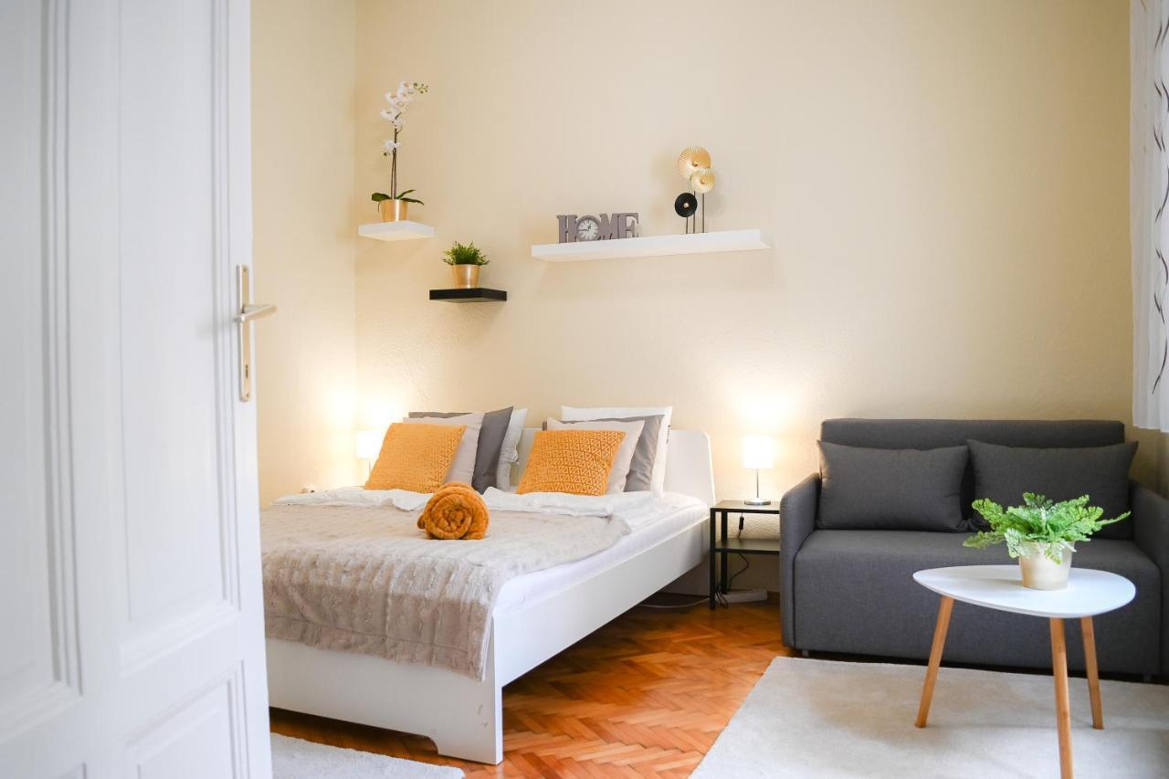 Your Home In Budapest: Cozy, Central & Silent Kültér fotó